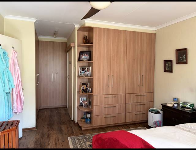2 BEDROOM CLUSTER FOR SALE IN MAGALIESSIG